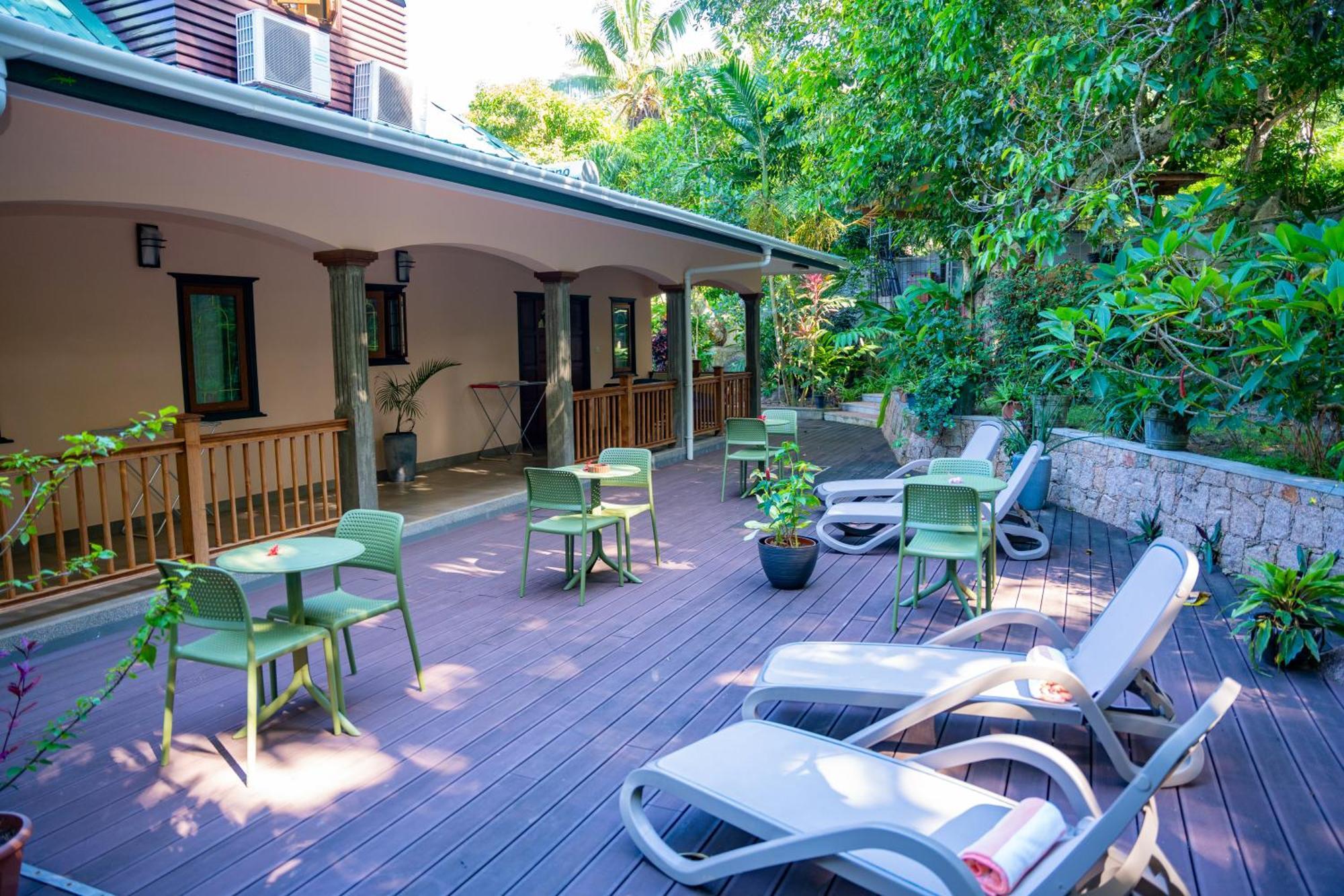 Pension Michel Villa Roche Bois La Digue Buitenkant foto