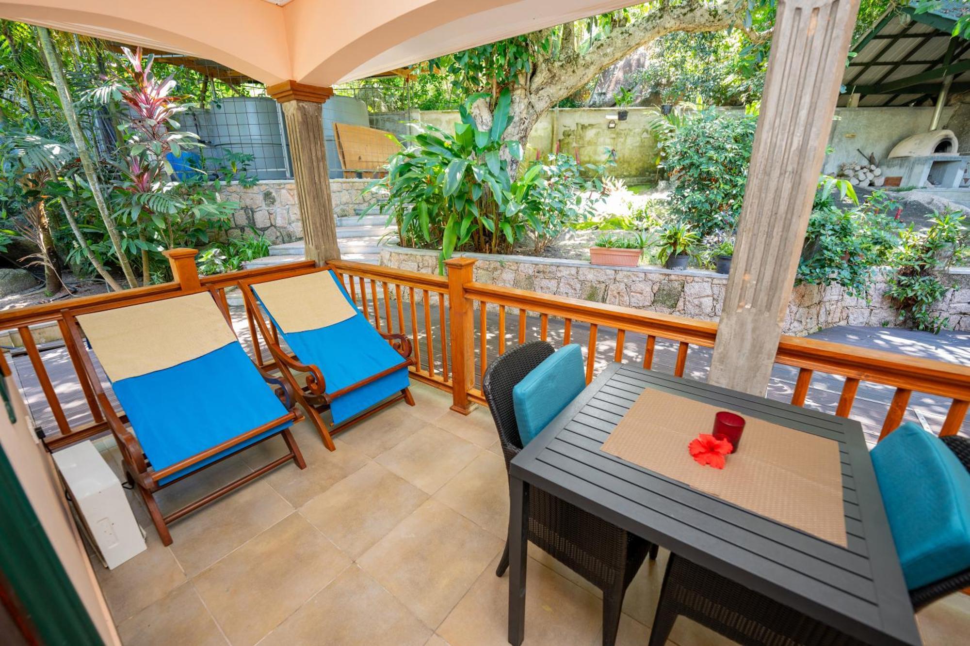 Pension Michel Villa Roche Bois La Digue Buitenkant foto